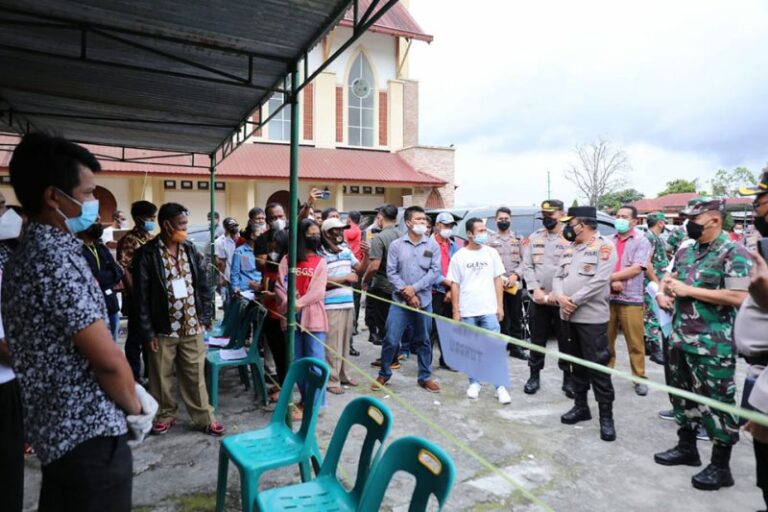 Polda Sumut Serahkan Berkas Apin BK Beserta Uang Rp157 Miliar