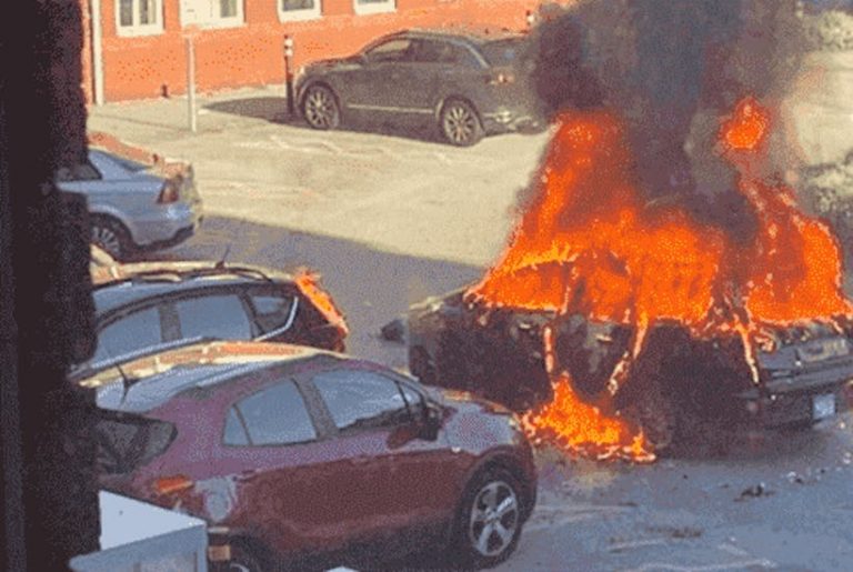 Satu Orang Tewas Dalam Ledakan Mobil di Rumah Sakit Liverpool