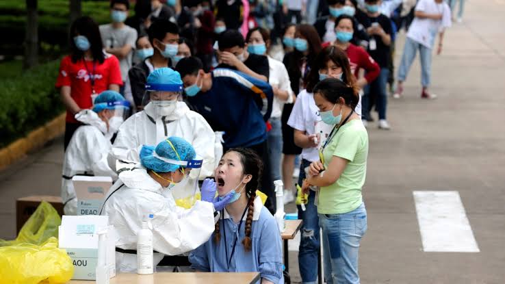 Sayembara Temukan Sumber Covid-19 Digelar di China