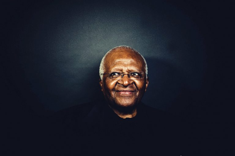 Desmond Tutu, Penentang Apartheid Bareng Nelson Mandela Tutup Usia