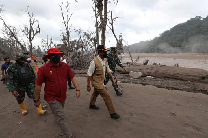 BNPB Tinjau Jembatan Gladak Perak Pasca Erupsi Semeru