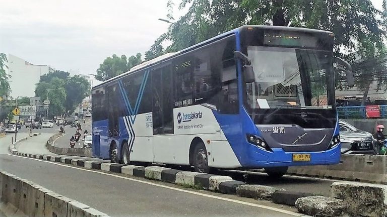 Dishub DKI Jakarta akan Sesuaikan Rute Transjakarta di Malam Perganatian Tahun