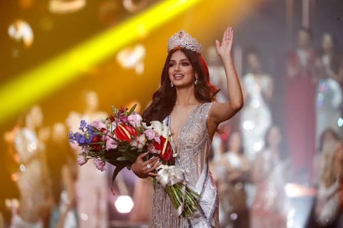 Harnaaz Sandhu dari India Dinobatkan Sebagai Miss Universe ke-70