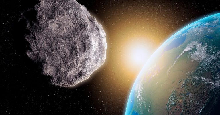 Asteroid Sebesar Menara Eiffel Diprediksi Dekati Bumi pada 2029