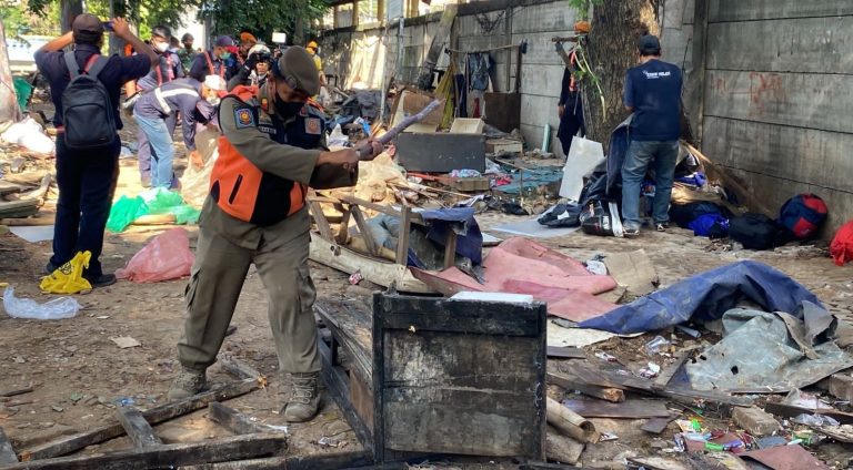 PT KAI Layangkan Surat Peringatan Kedua untuk Pemukim Gunung Antang