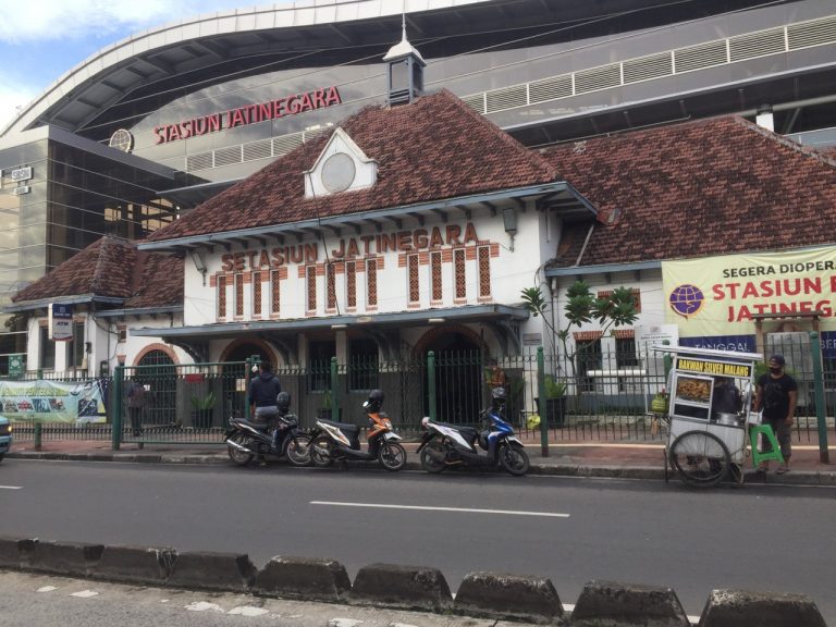 Pemprov DKI Tetapkan Stasiun Jatinegara sebagai Cagar Budaya