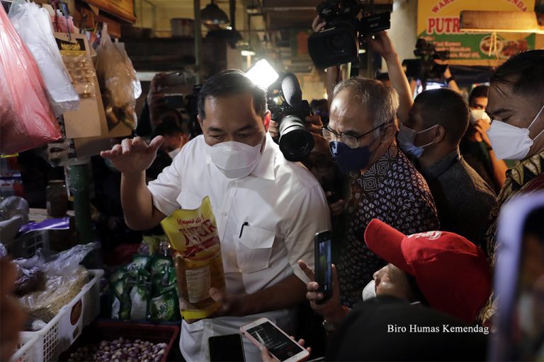 Tidak Becus Lawan Mafia Minyak Goreng, Susi: Kemendag Dibubarkan Saja