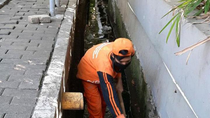 Banyak Restoran di Jakarta Pusat Buang Limbah Makanan Sembarangan