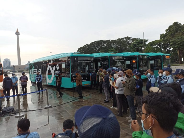 Pemprov DKI Uji Coba Operasional Bus Listrik Rute Kampung Melayu-Tanah Abang