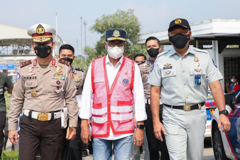 Dampingi Menhub Cek Jalur Mudik, Kakorlantas: Kami Terus Monitor