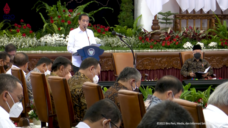 Pengamat: Teguran Jokowi ke Menterinya Bukan Solusi, Harus ada Reshuffle