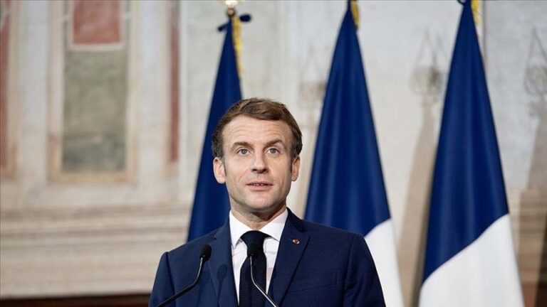 Kabinet Prancis Ancam Bubar Jika Macron Terpilih Lagi