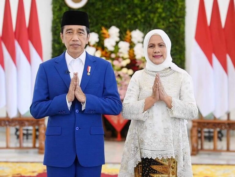 Jokowi Ingatkan Masyarakat Tetap Waspada dan Prokes Selama Idul Fitri