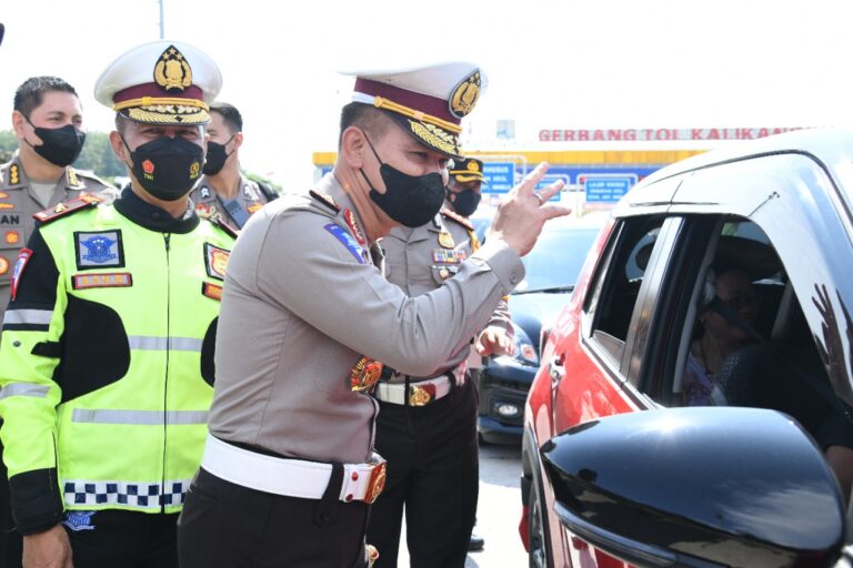 Polisi Minta Pemudik Aktif Pantau Perkembangan Informasi di Medsos