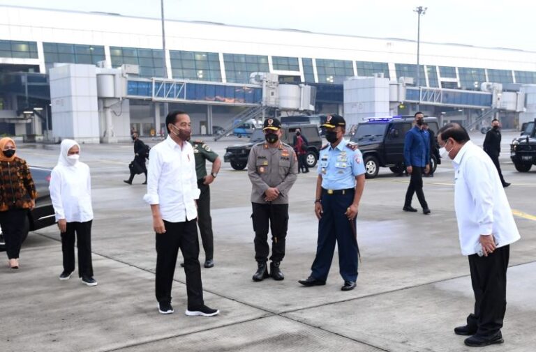 Agenda Presiden di Sulawesi Tenggara, Serahkan Sertifikat Tanah hingga Bantuan Sosial