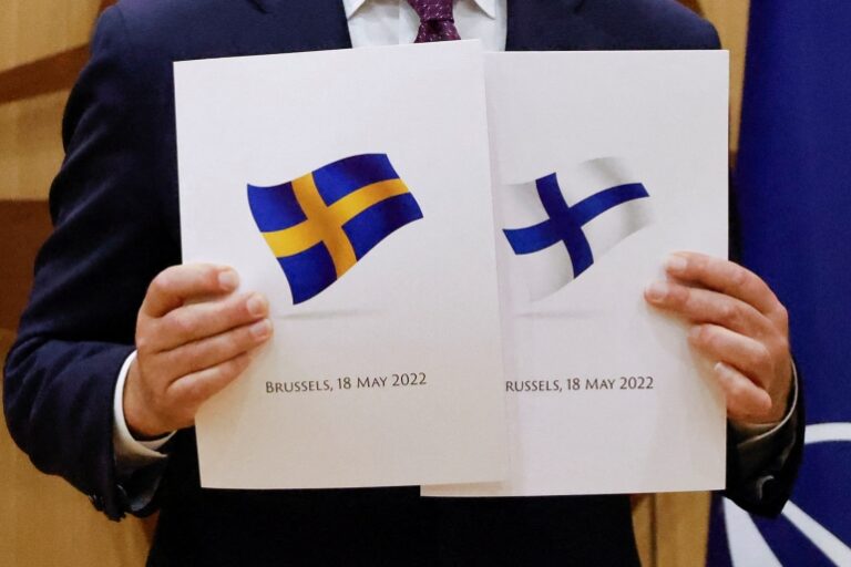 Kompak! Finlandia dan Swedia Daftar NATO Bersamaan