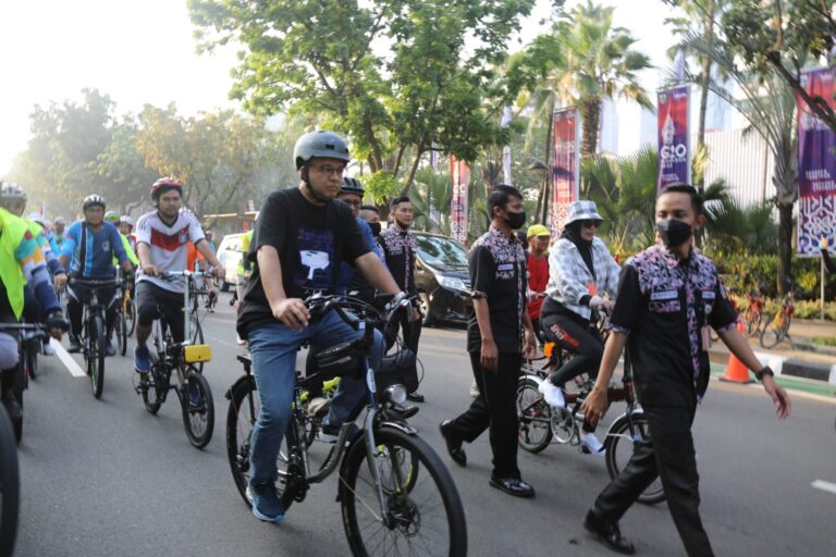 Kurangi Emisi, Anies Kembali Ajak Warga Jakarta Gunakan Sepeda