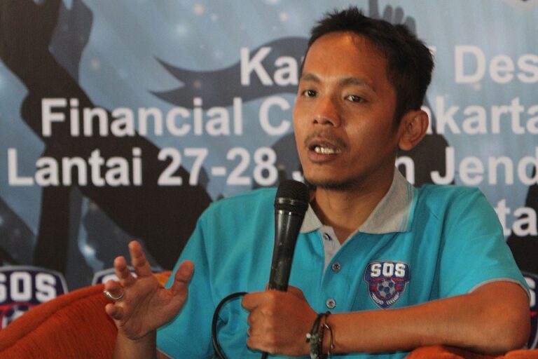 Koordinator SOS: Suporter Sepak Bola Indonesia Harus Dapat Edukasi