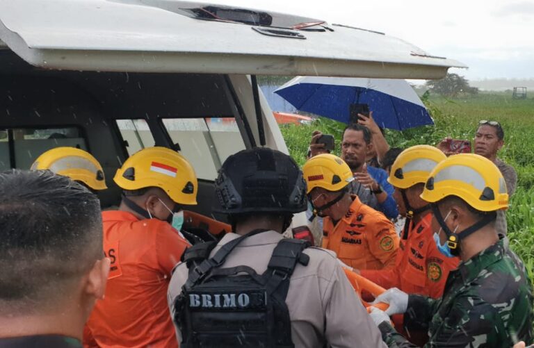 Danrem 172/PWY: Prajurit Tertembak Saat Polisi Bubarkan Massa di Dekai