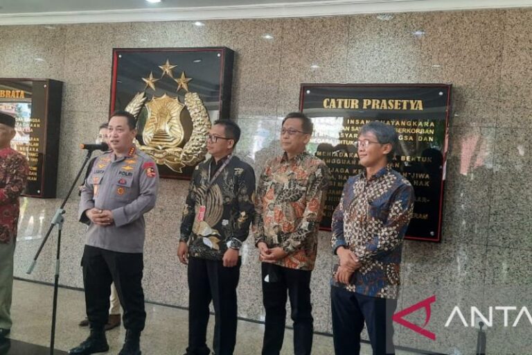 Cegah Politik Identitas, Polri dan Dewan Pers Perkuat Kemitraan