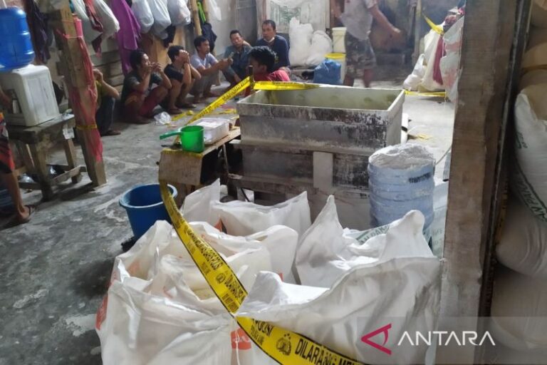 Pabrik Mi Berformalin Digerebek Polresta Bandung, Bisa Produksi 2 Ton/Hari