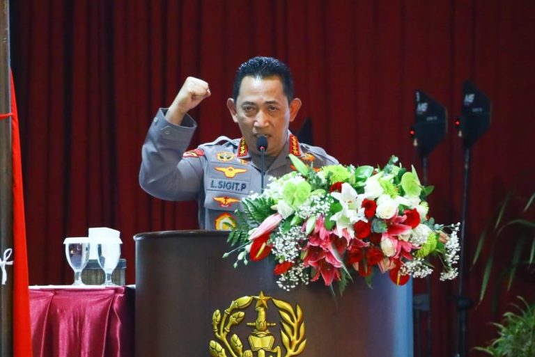 Kapolri: Seluruh Personel Tetap Semangat Lindungi Masyarakat