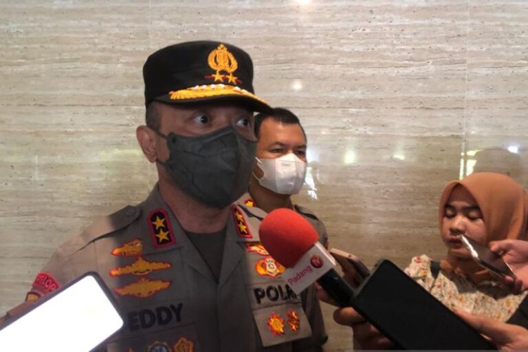 Sidang Kode Etik Teddy Minahasa Hadirkan 13 Saksi