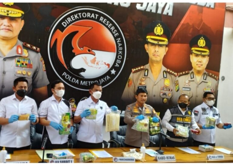 Begini Modus 35 Pelaku Penyelundupan Sabu Jaringan Malaysia-Jakarta