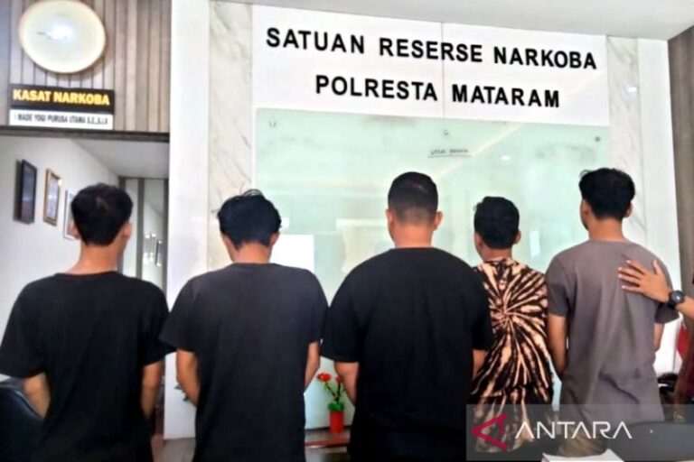 Terlibat Narkoba Jenis Ganja, Personel Band Asal Mataram Ditangkap