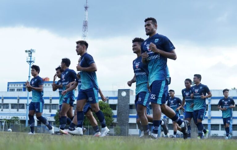 Persib Kirim Surat Keberatan ke LIB, Gegara Banyak Main Malam