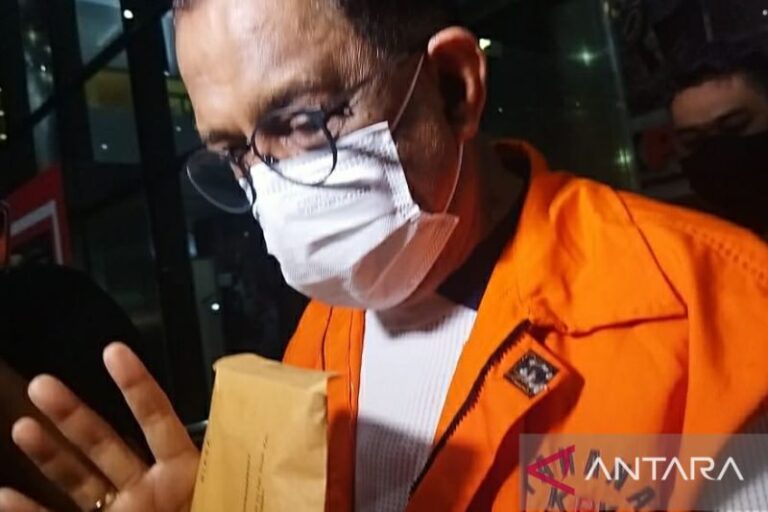 Richard Louhenapessy jadi Tersangka Penerima Suap dan TPPU