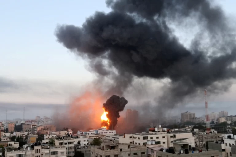 Gaza Membara: Hamas Ancam Bunuh Tawanan, Israel Kirim 300.000 Tentara