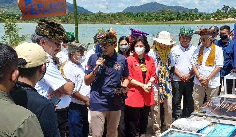 Sandiaga: Manfaatkan Momentum HUT RI Untuk Promosikan Desa Wisata