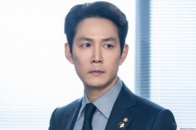 Lee Jung Jae Raih Penghargaan Aktor Terbaik