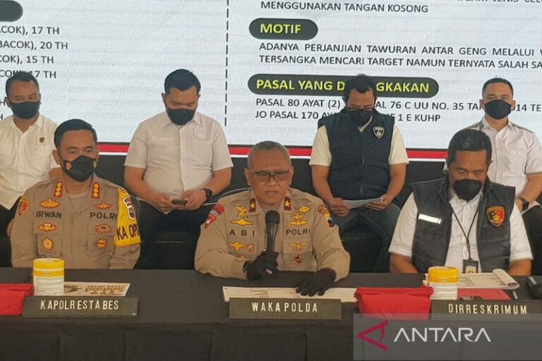 Polisi Ciduk Delapan Orang Pelaku Pembacokan di Semarang