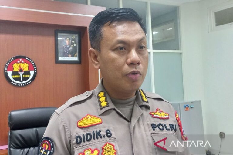 Polda Sulteng Kembalikan Uang Suap ke Orang Tua Peserta Seleksi Bintara Polri