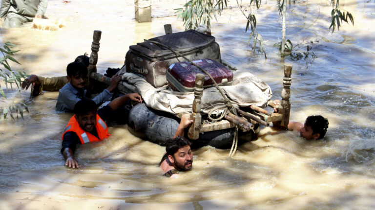 Hujan Deras dan Banjir Tenggelamkan Sepertiga Wilayah Pakistan