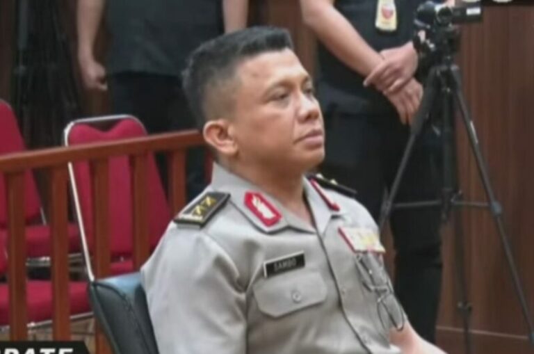 Survei LSI: Masyarakat Ingin Ferdy Sambo Dihukum Berat