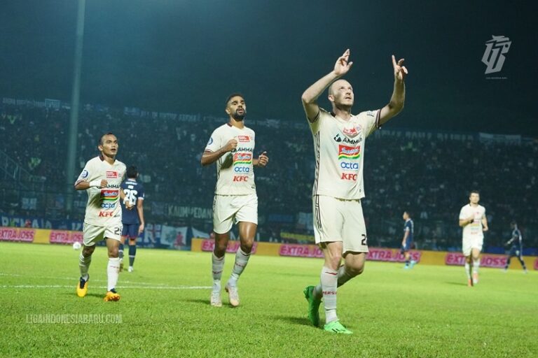 Liga 1: Persija Hapus Dahaga Kemenangan 19 Tahun di Kandang Arema