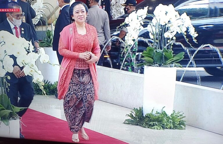 Sidang Tahunan: Desainer Ungkap Makna Kebaya dan Batik yang Dipakai Ketua DPR