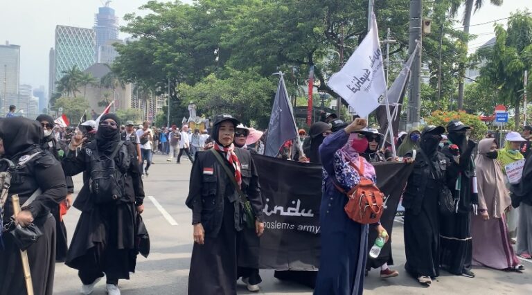 Polda Metro Sambut Massa Aksi Demo di Patung Kuda