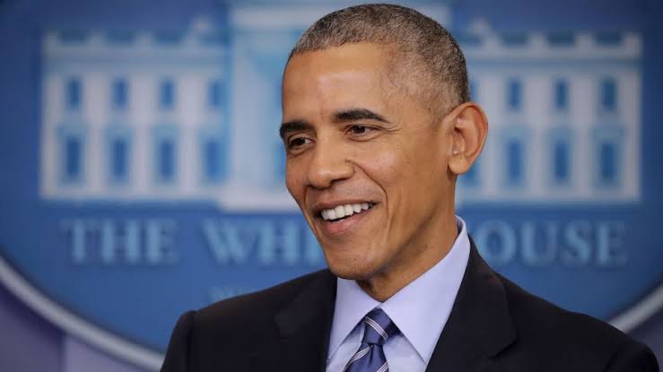 Barack Obama Sabet Piala Emmy 2022