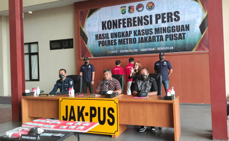 Polres Jakpus Amankan Dua Tersangka Pengedar 1.590 Butir Pil Ekstasi