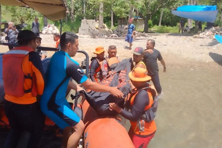 Kapal Tenggelam di Perairan Pulau Mangoli, 4 Penumpang Tewas