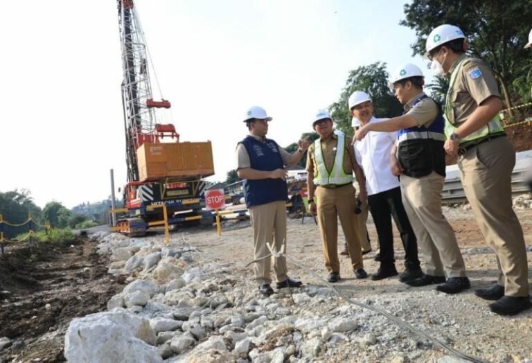 Proyek Saringan Sampah Ciliwung Bermasalah, Pemprov DKI Lakukan Inventarisasi