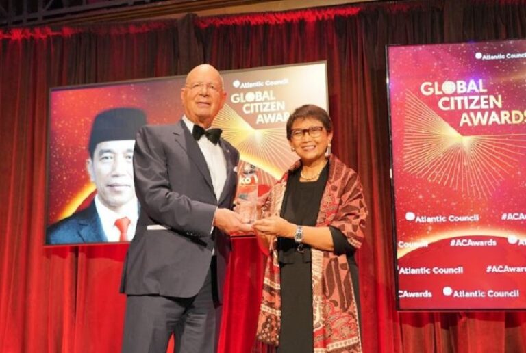 Presiden Jokowi Terima Penghargaan Bergengsi Global Citizen Award