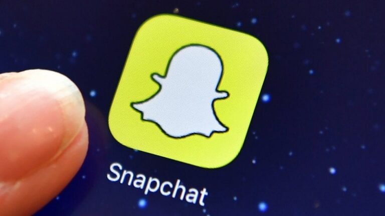 Keren, Snapchat Bikin Fitur Pelajaran Lakukan CPR