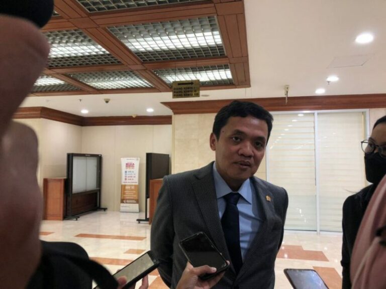 Kasus Dugaan Pelanggaran Etik Effendi Simbolon Dihentikan