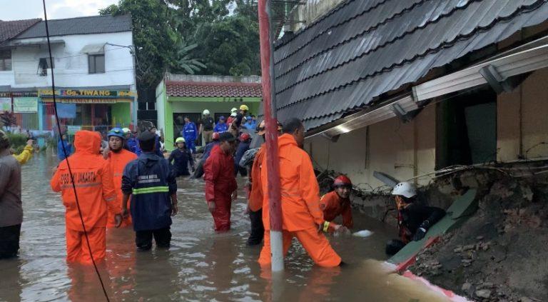 Polisi Akan Periksa Lima Saksi Terkait Robohnya Tembok MTsN 19 Jakarta