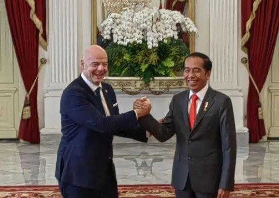 Presiden FIFA Temui Jokowi untuk Bahas Transformasi Sepakbola Indonesia